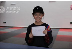 【图】蒋依依军训生活写真