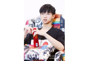《明日之子》孟子坤北京市现代音乐学校校园生活全纪实