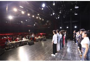 北京市现代音乐学校高三年级表演专业举行阶段考试