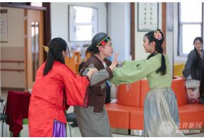 “我读，你听——重温经典” 北音附中学子走进北京市盲人学校举办经典诵读活动