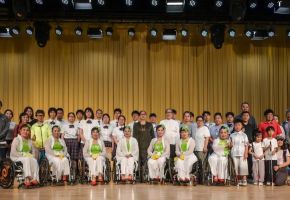 北音附中播音专业赵爱言同学参演并主持首都图书馆—全国助残日主题文化汇演