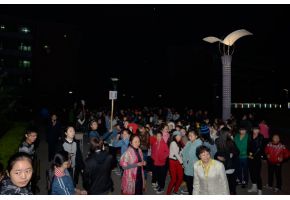 北京市现代音乐学校举行2012秋冬季防火疏散演练