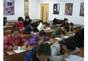 北京市现代音乐学校教务处召开期中教学学生代表座谈会