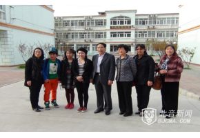 北京市现代音乐学校学生慰问通州梨园镇敬老院老人
