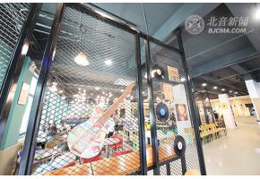 火锅！盖饭！麻辣烫！解锁食堂新景象