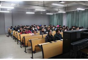 “高举团旗跟党走”北京市现代音乐学校第八期团员培训顺利开讲